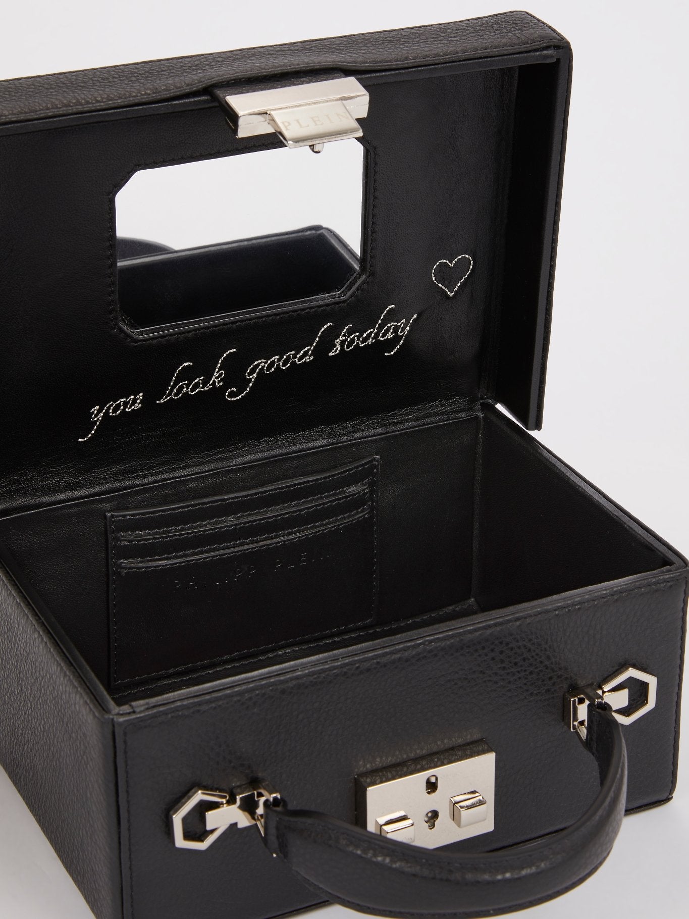 Черная сумка из текстурированной кожи