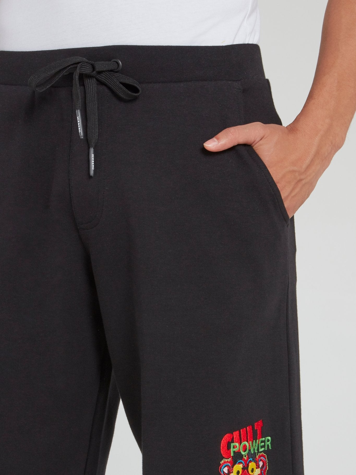 Черные шорты со шнурком и вышивкой "Розовая пантера"