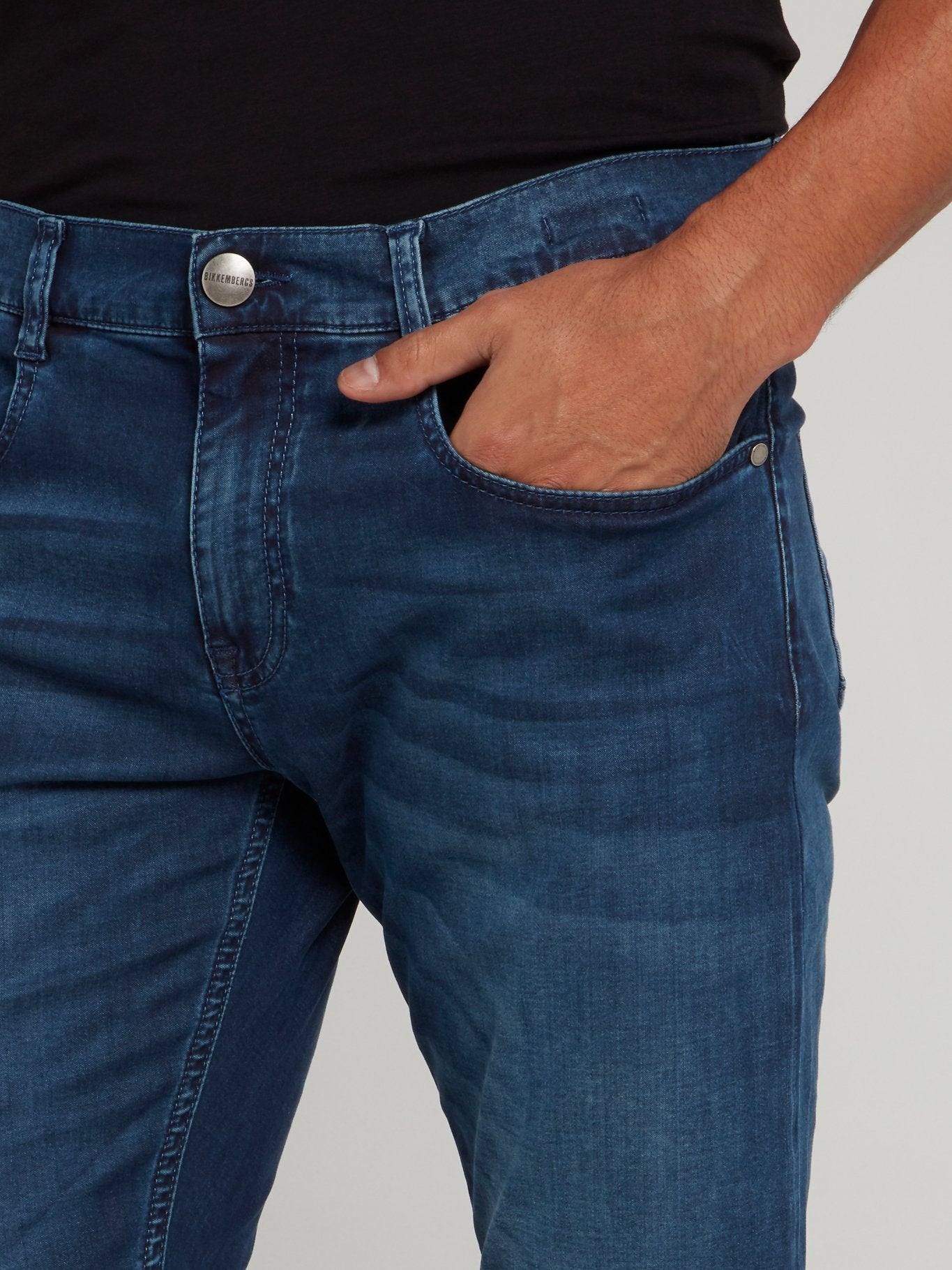 Темно-синие джинсы скинни