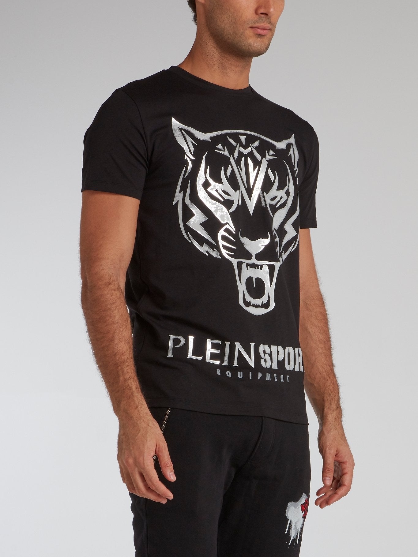 Edberg Black Tiger Print T-Shirt – Maison-B-More Global Store