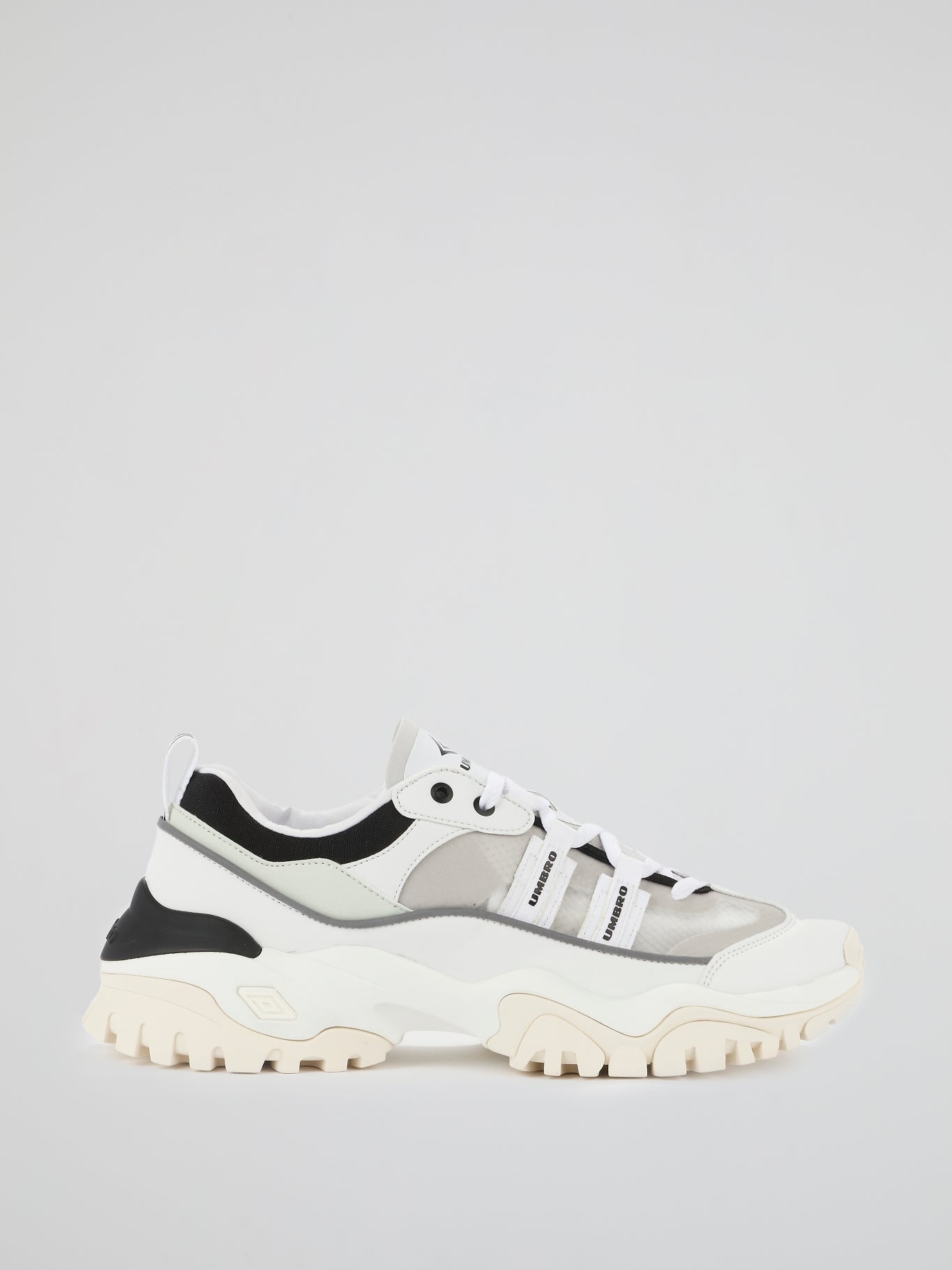 Shop Umbro Freecus Chunky Sole Sneakers Online – Maison-B-More Global Store