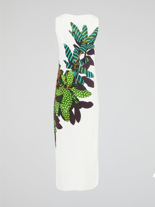 Step into elegance with the White Printed Column Dress from Akris Punto. This stunning dress features a unique print that effortlessly combines sophistication and modernity. Its column silhouette flatters your figure while the white hue adds a touch of purity and grace, making it perfect for any special occasion.