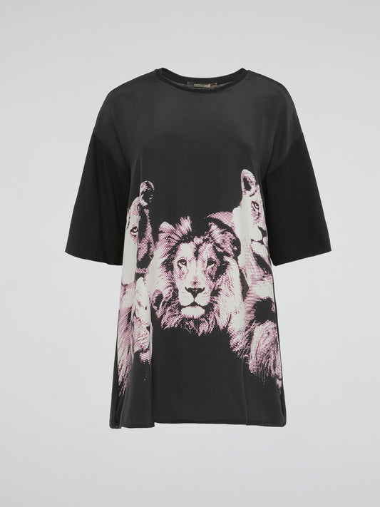 Step into the wild with our Roberto Cavalli Tiger Print Oversized T-Shirt, where fierce fashion meets untamed elegance. Crafted with the finest fabrics, this masterpiece combines the brand's iconic aesthetic with a bold and captivating tiger print, perfect for the fashion-savvy trendsetters who dare to make a roaring statement. The oversized silhouette adds a touch of casual chic, ensuring comfort and effortless style without compromising on the fierce allure this stunning piece exudes.