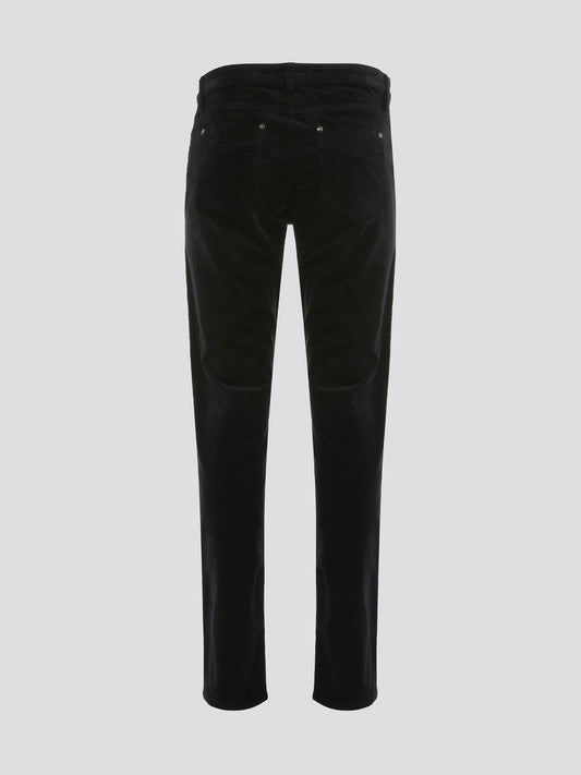 Step up your style game with these sleek and sophisticated Black Skinny Denim Jeans from Roberto Cavalli. Crafted from premium quality denim, these jeans hug your curves in all the right places while providing comfort and flexibility. Whether you're dressing them up with heels or keeping it casual with sneakers, these jeans are a versatile must-have for any fashion-forward wardrobe.
