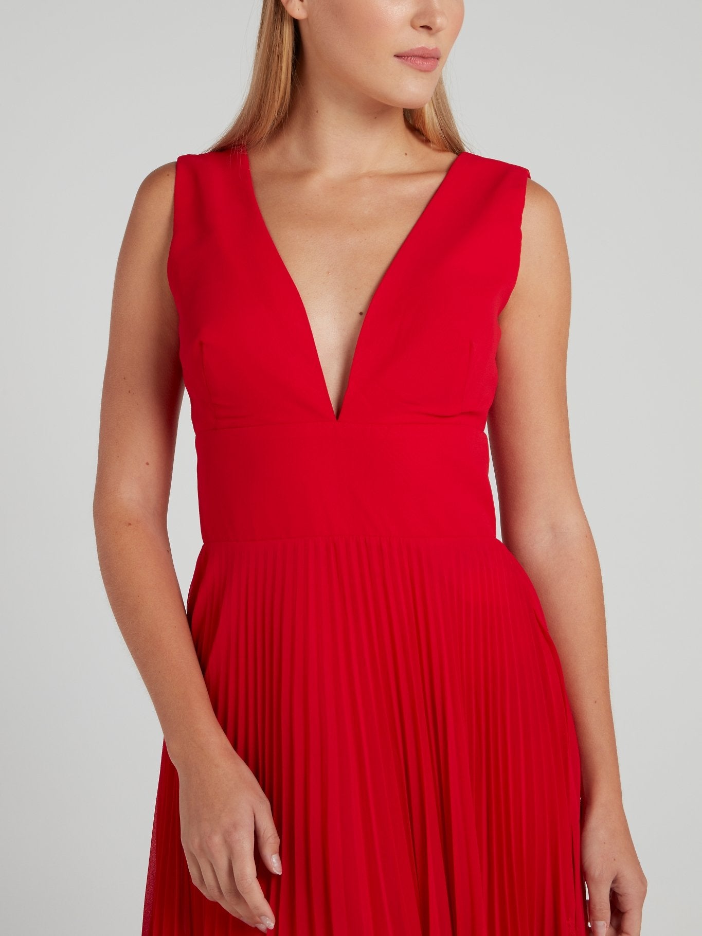 Beside Couture By Gemi Red Pleated Lace Panel Maxi Dress 38 / Red Beside Couture By Gemi Red Pleated Lace Panel Maxi Dress 38 / Red