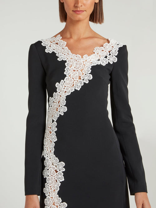 Черное платье-мини с цветочным кружевом