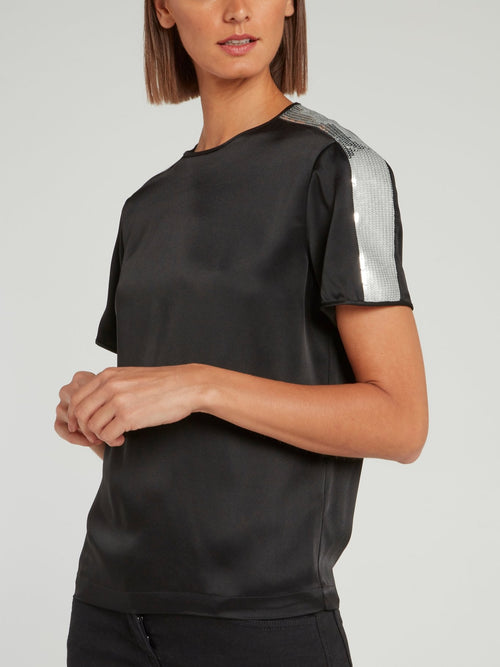 Черная блузка с короткими рукавами и вставками из пайеток