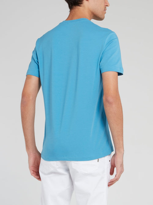 Голубая хлопковая футболка с круглым вырезом и надписью
