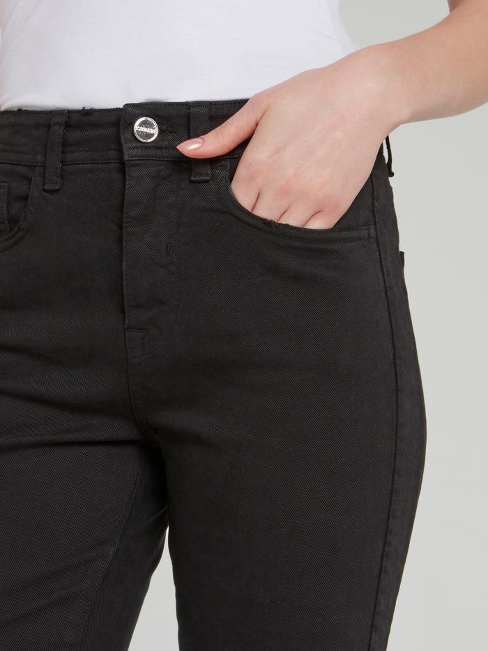 Черные расклешенные джинсы с необработанным краем