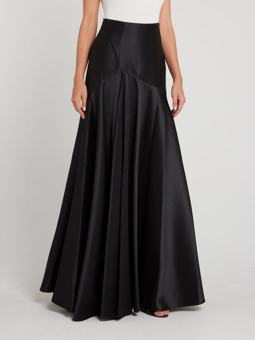Черная расклешенная юбка-макси с завышенной талией
