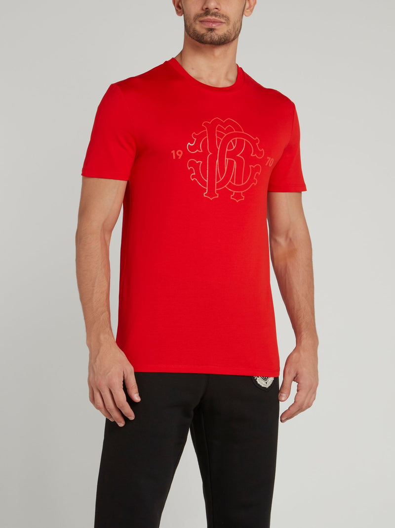 Красная трикотажная футболка с логотипом