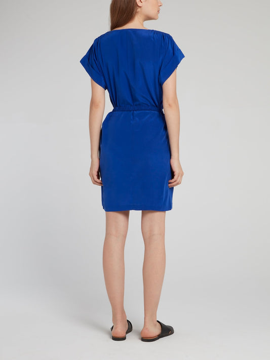Ярко-синее шелковое платье с поясом