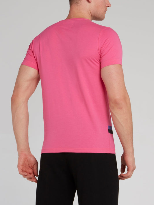 Розовая футболка с вышитым рисунком