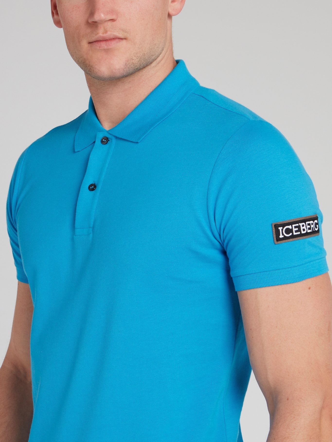 Голубая рубашка поло с логотипом