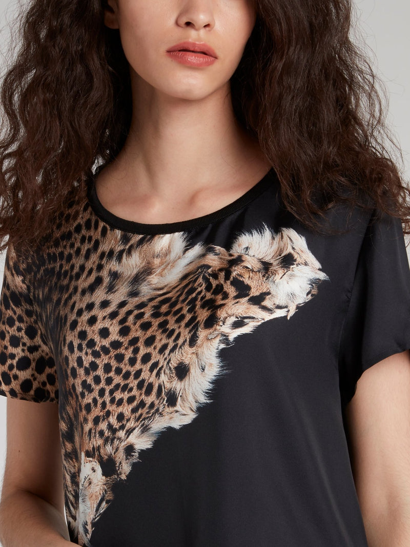 Черная футболка с леопардовым принтом