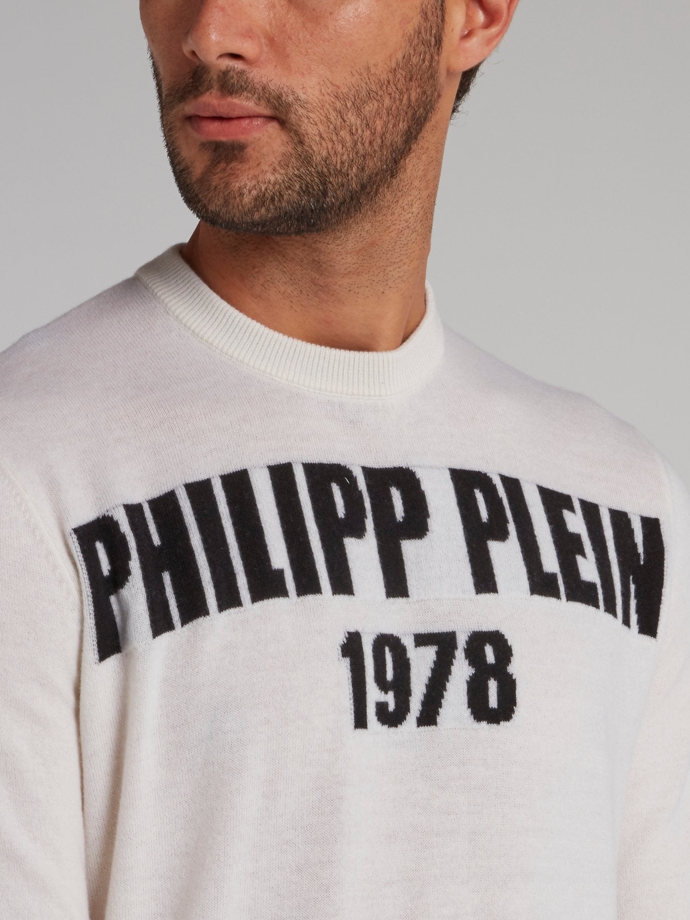 PP1978 White Round Neck Pullover