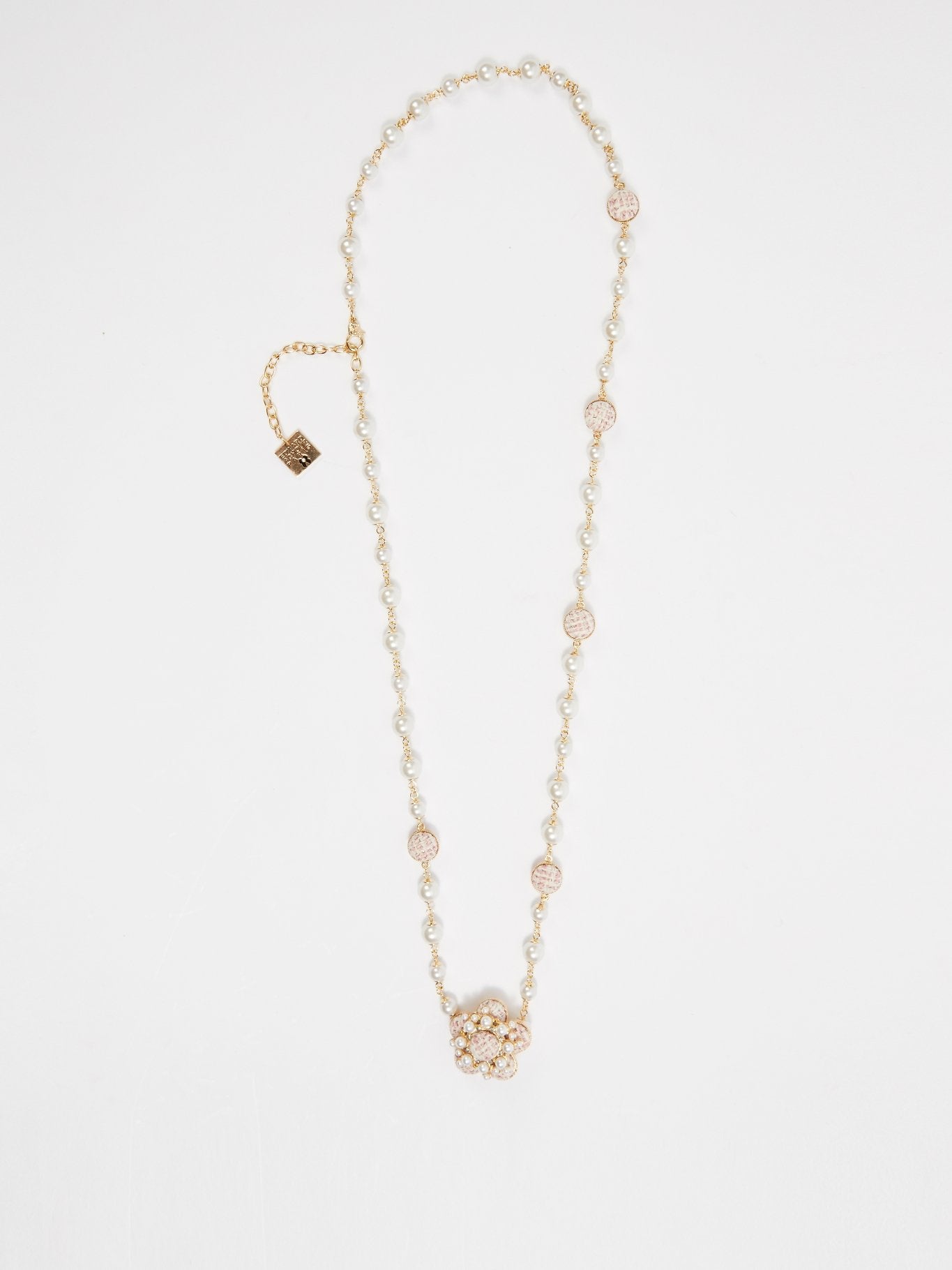 Tweed Flower Pearl Necklace