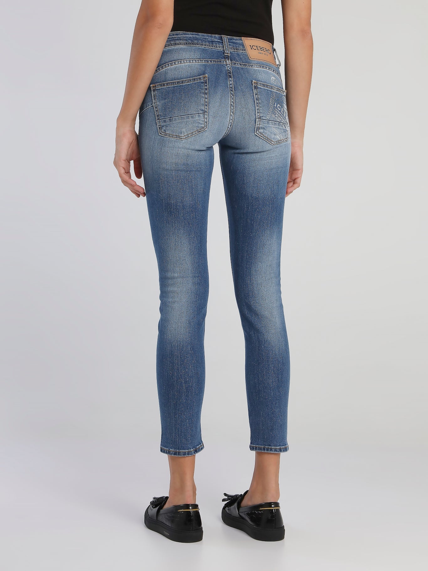 Super Skinny Capri Jeans