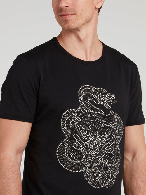 Черная футболка с изображением змеи, логотипом и стразами