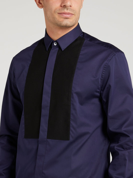 Темно-синяя рубашка с длинными рукавами и черными вставками